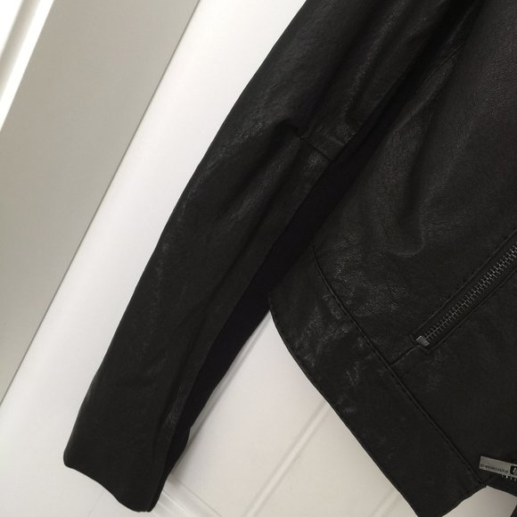BCBG MAX AZRIA black leather zipper moto jacket - Picture 9 of 11